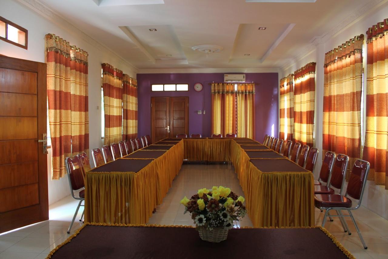 Pondok Cemara Hotell Medan Exteriör bild