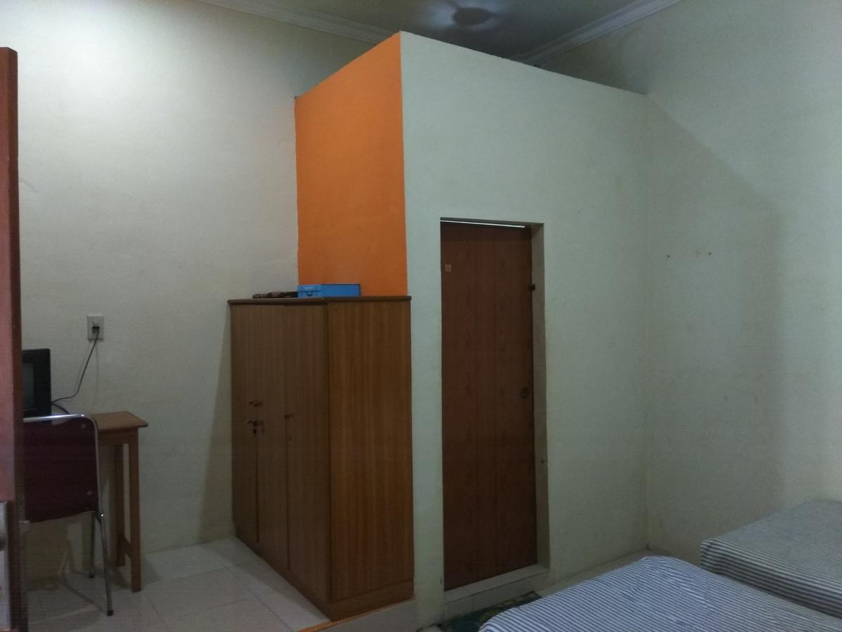 Pondok Cemara Hotell Medan Exteriör bild