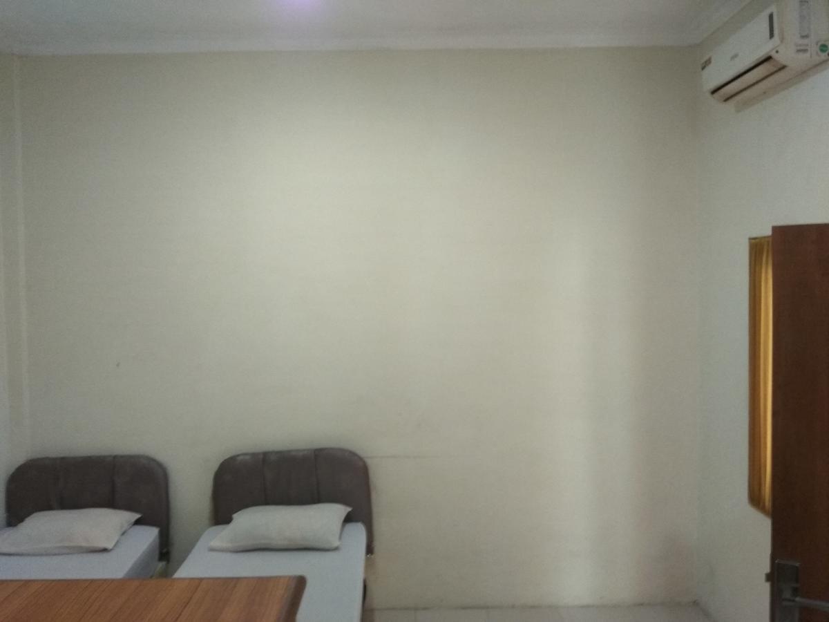 Pondok Cemara Hotell Medan Exteriör bild